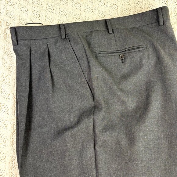 Canali Men's Dress Pants Size 41-42x30 Pure Wool Trousers Pleated Italy - Picture 3 of 6